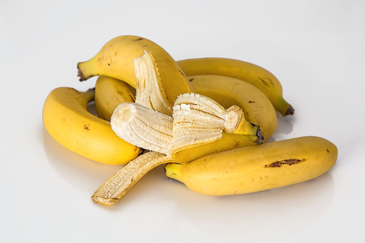 Bananas Are Safe and Healthy For Your Dog